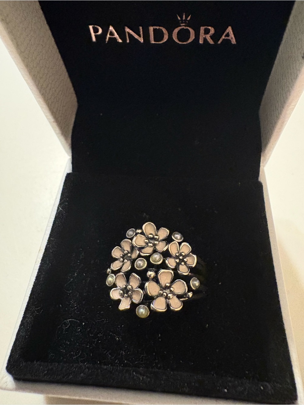 Pandora NWT Cherry Blossom Bouquet Cluster Ring w/Pearl Accent Sz 8.5 190878EN40 - Picture 2 of 5